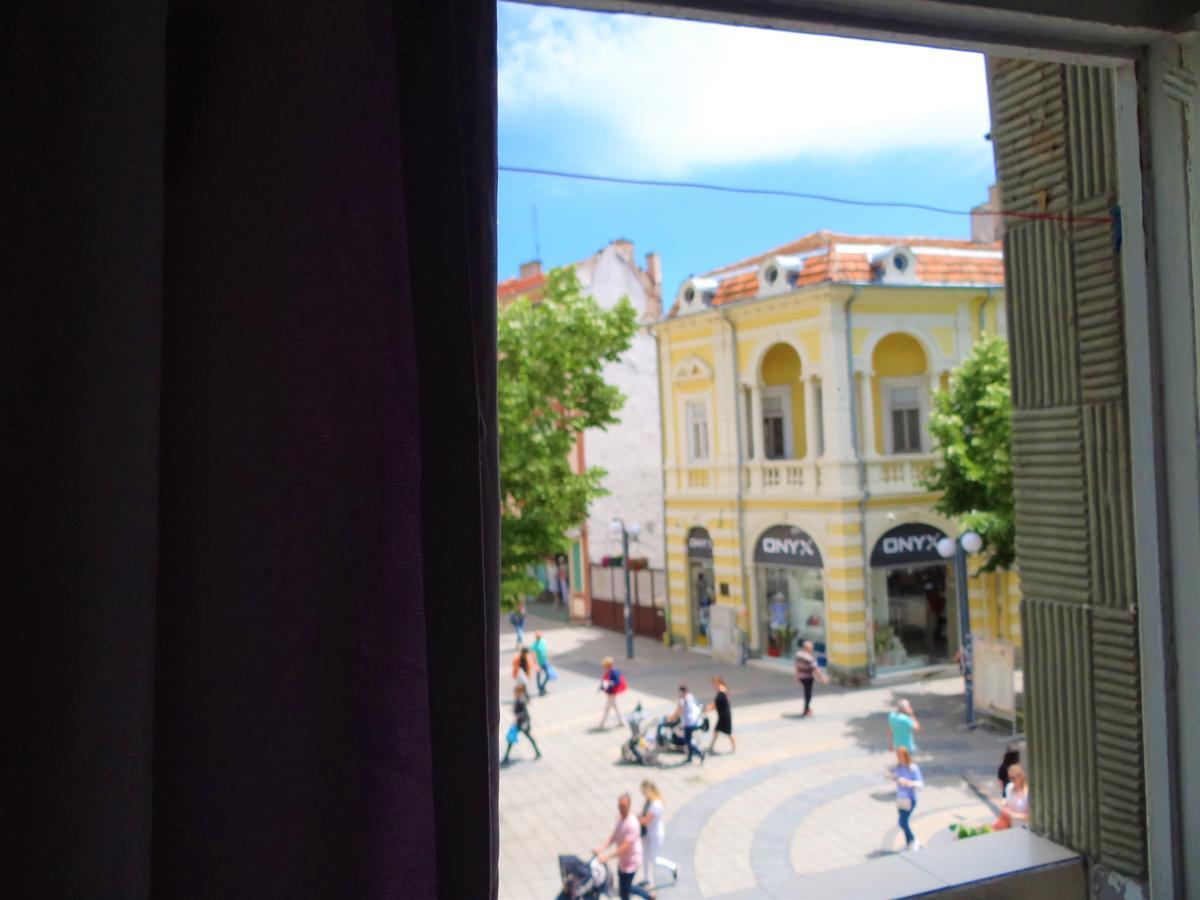 Hostel Compass Burgas City Exterior foto