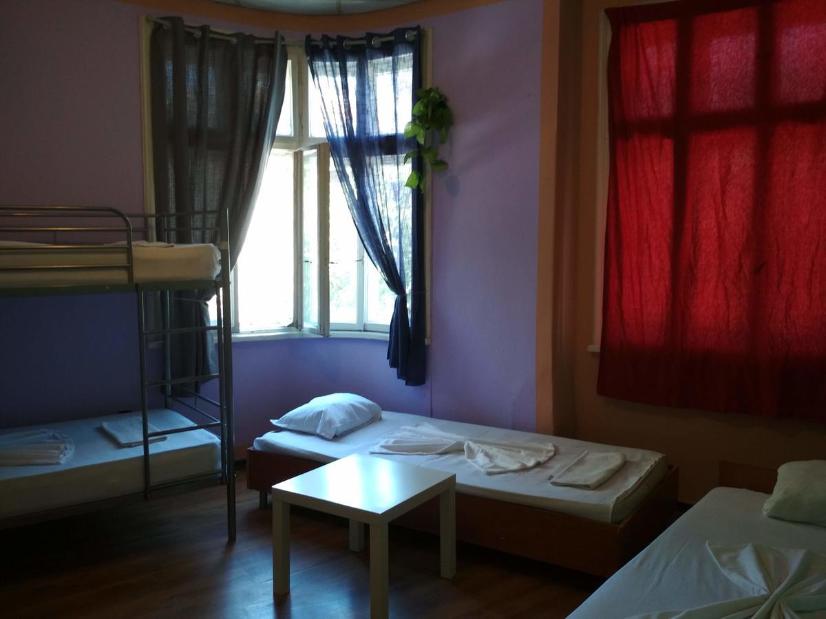 Hostel Compass Burgas City Exterior foto
